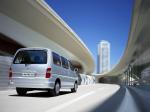 Toyota Hiace 2006 года